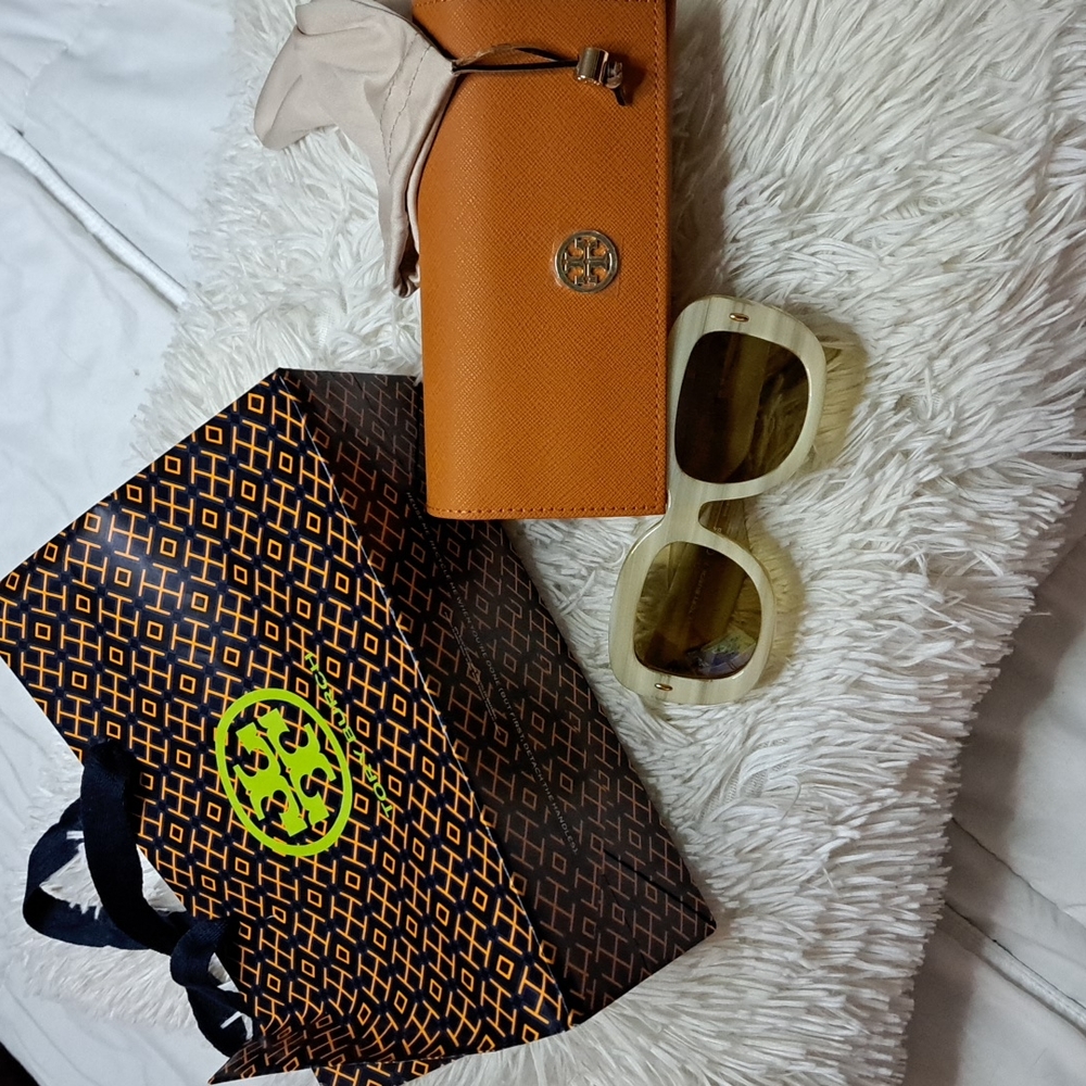 Not For Sale all my Brands are Authentic
